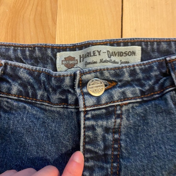 Harley Davidson Dark Wash Cut Off Shorts - Picture 2 of 5